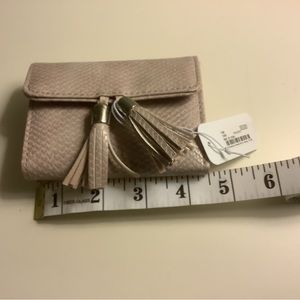 NWT! Charming Charlie wallet